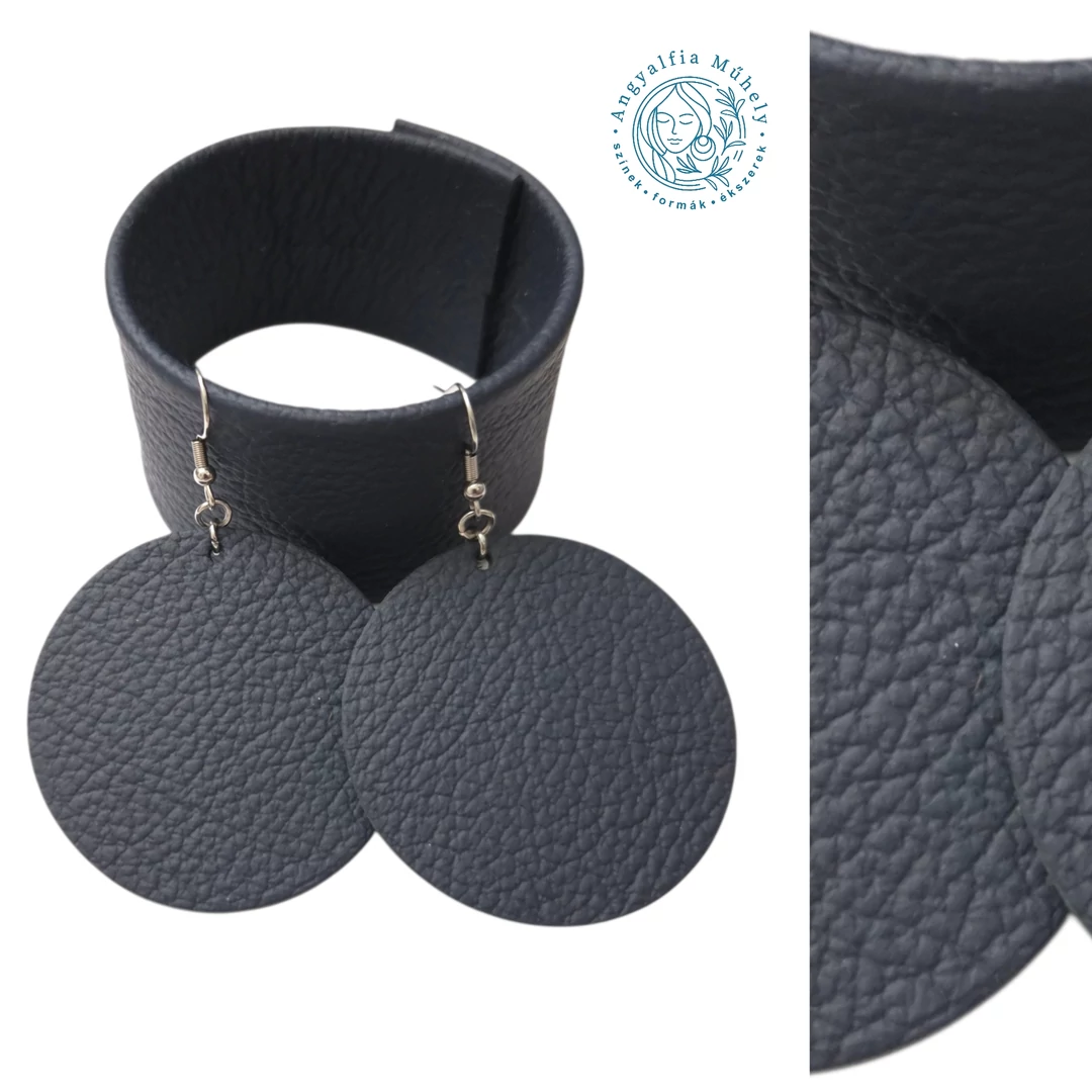 Gyönyörű mélykék bőr ékszerszett