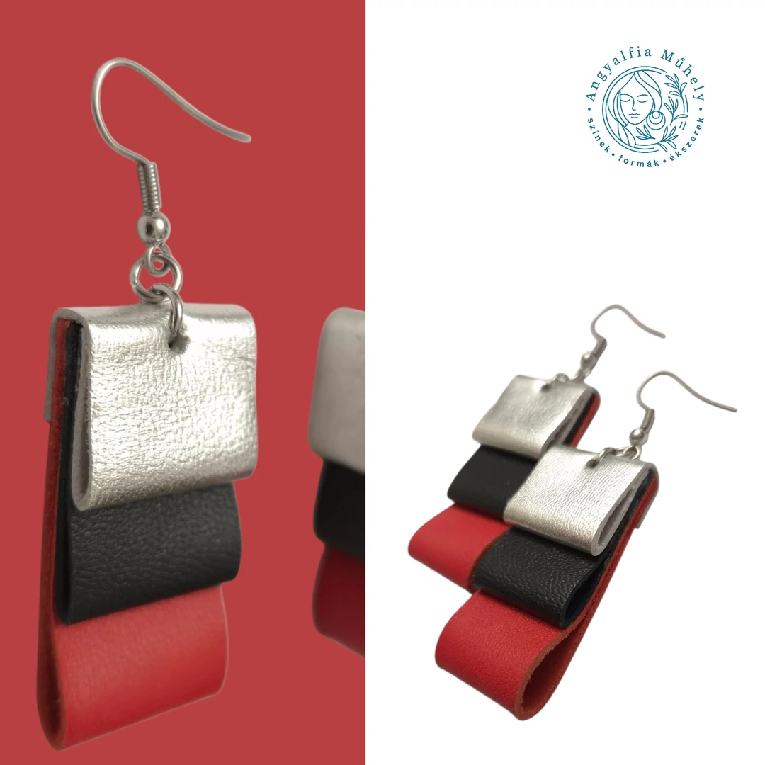 Kék-piros hajtogatott bőr fülbevaló, ezüsttel