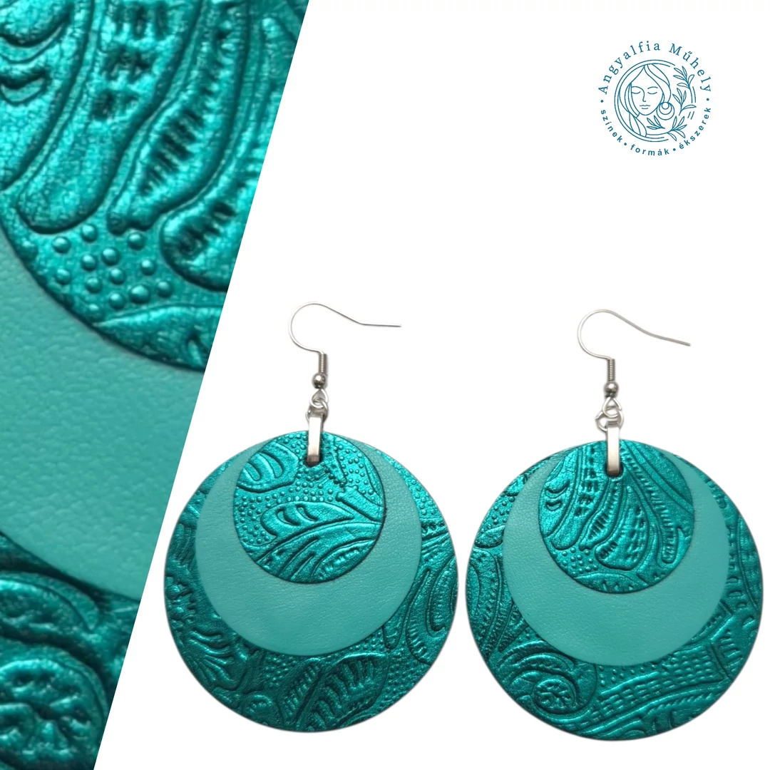 Fénylő smaragd csodaszép bőrékszer