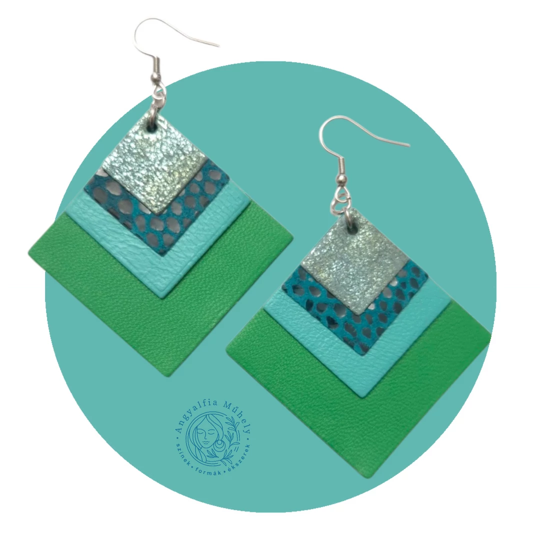 Zöld-türkiz négyzet bőrékszer