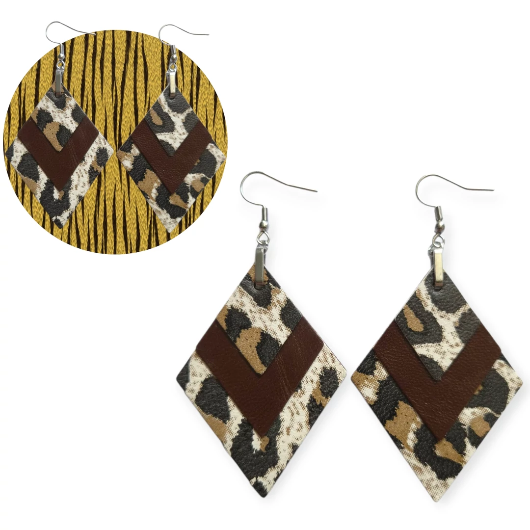 Leopárd rombusz bőr fülbevaló