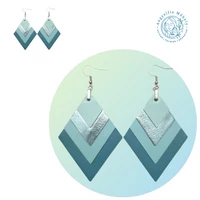 Rombusz bőr fülbevaló