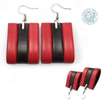 Piros-fekete csíkos bőrékszer