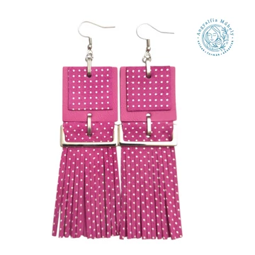 Pöttyös statement bőrékszer, négyzettel