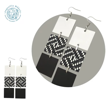 Feketén-fehéren négyszögek - statement bőrékszer