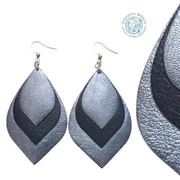 Metálfényes kékeslila levél bőr fülbevaló