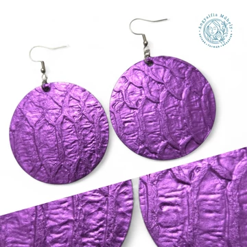 Püspöklila minimalista bőrékszer, metálfényes