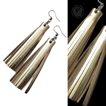 Fehér arany rojtos bőr fülbevaló