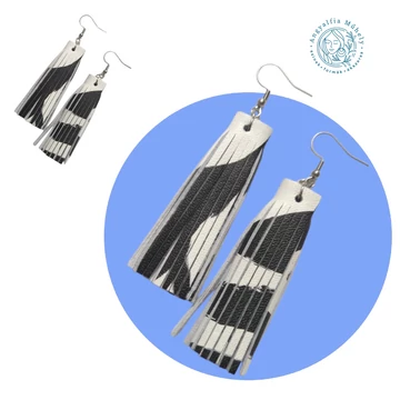 Extravagáns fekete-fehér rojtos bőrékszer